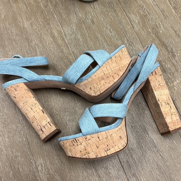 Veronica Beard Lalana Platform - Picture 8 of 10